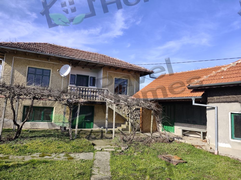 House for sale in Pavel 