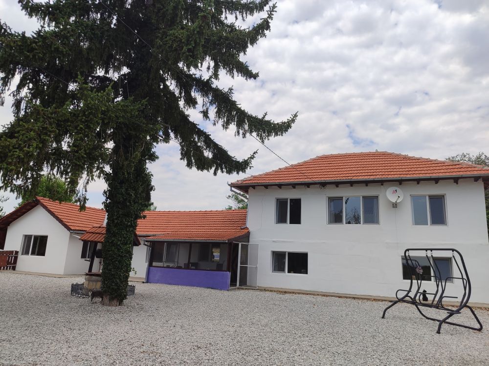 House for sale in village of Stefan Stambolovo