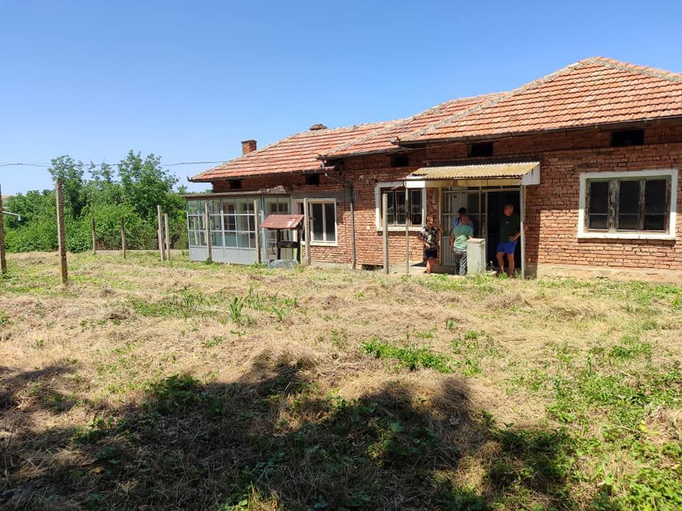 House for sale in village of Strahilovo