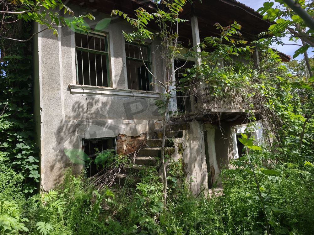 House for sale in village of Strahilovo 
