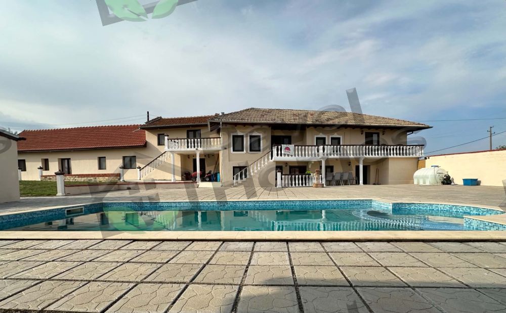 Dolphin House- Strahilovo 