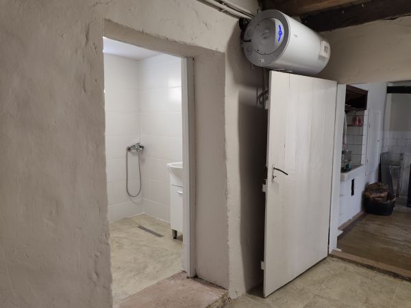 ​2-Bed Village House with Large Plot – Pavel