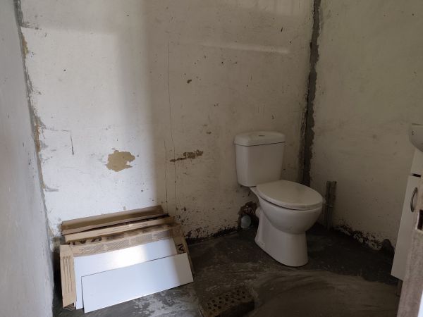 ​2-Bed Village House with Large Plot – Pavel