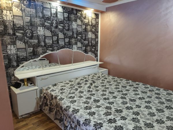 BEAUTIFUL HOUSE IN POLSKI TRAMBESH – 4 Rooms & BBQ Area