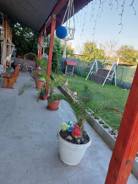 BEAUTIFUL HOUSE IN POLSKI TRAMBESH – 4 Rooms & BBQ Area