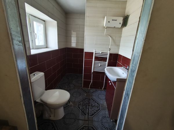 COZY 1-BEDROOM HOME WITH 1,000 SQM YARD – Just 7 km from Polski Trambesh! 
