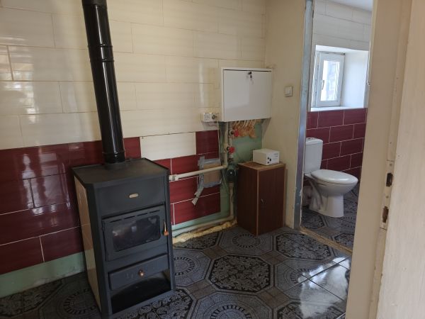 COZY 1-BEDROOM HOME WITH 1,000 SQM YARD – Just 7 km from Polski Trambesh! 
