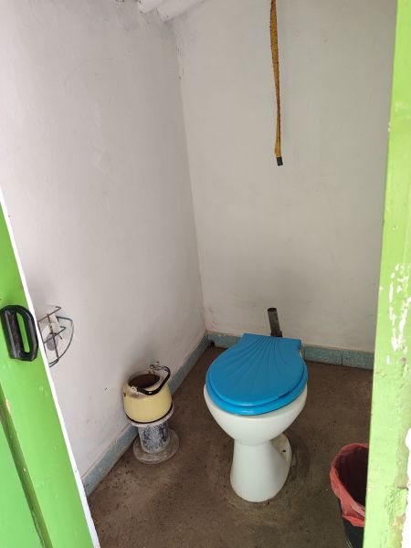 House for sale 1000 mp
