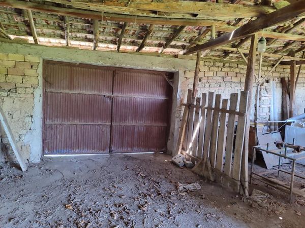House for sale 2000 sq m code 1006