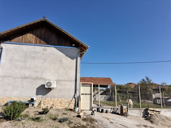 House for sale in Strahilovo 
