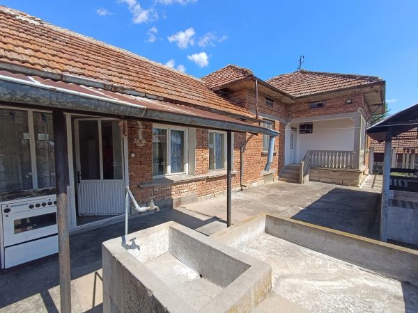 House for sale in village of Pavel 