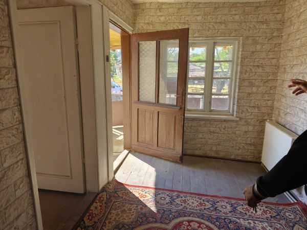 House for sale in village of Polsko Kosovo 