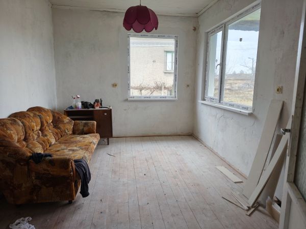 House for sale in village of Resen 