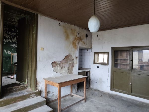 House for sale in village of Resen 