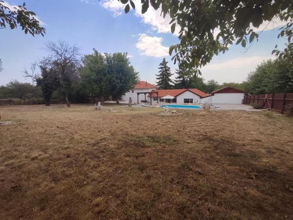 House for sale in village of Stefan Stambolovo