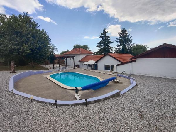 House for sale in village of Stefan Stambolovo