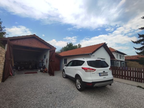 House for sale in village of Stefan Stambolovo