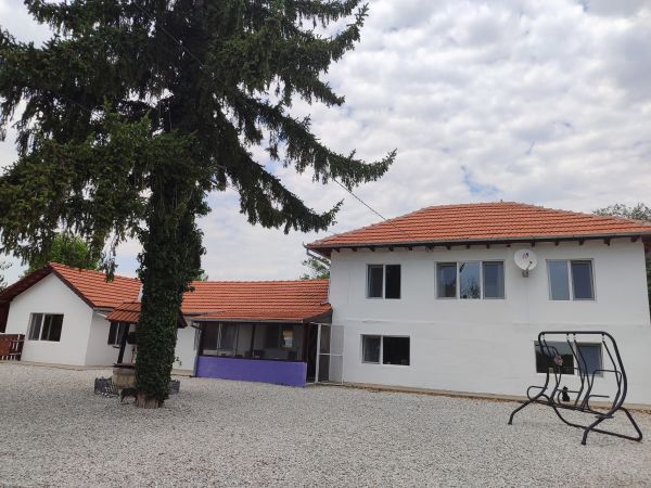 House for sale in village of Stefan Stambolovo