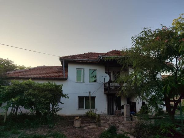 House for sale in village of Strahilovo