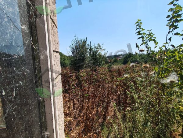 House for sale in village of Strahilovo 