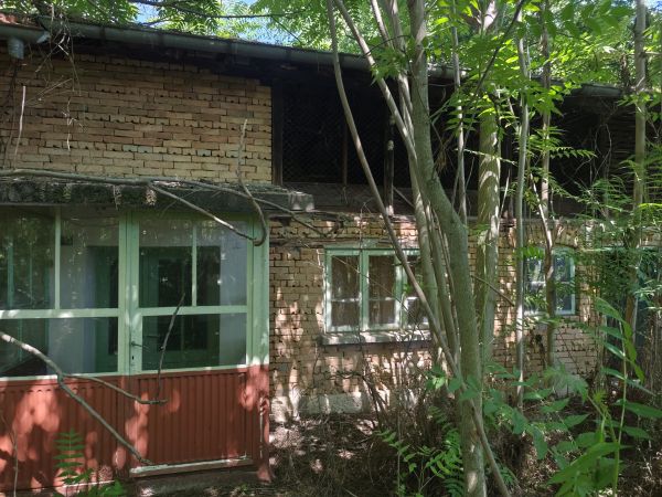 House for sale with barn, garden 2100 meters in Pavel village