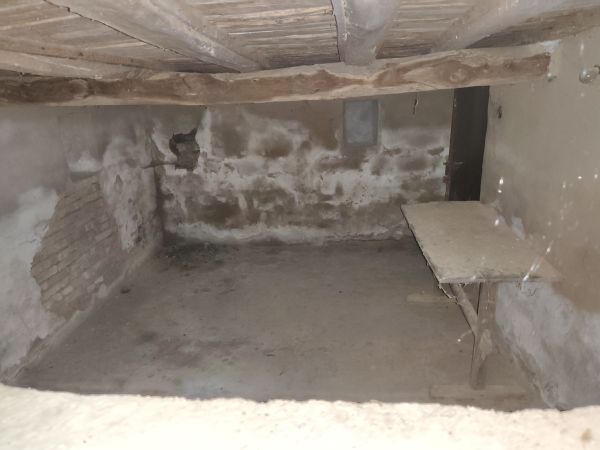 House for sale with barn, garden 2100 meters in Pavel village