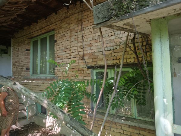 House for sale with barn, garden 2100 meters in Pavel village