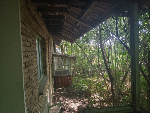 House for sale with barn, garden 2100 meters in Pavel village