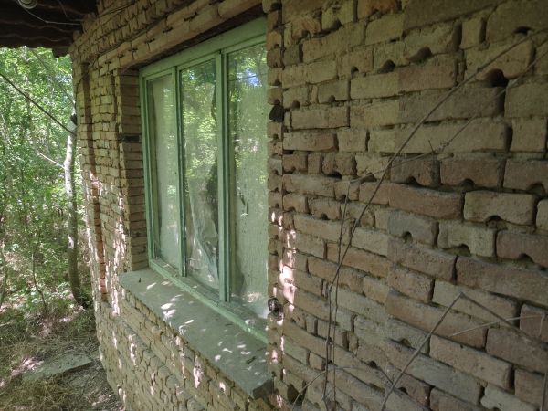 House for sale with barn, garden 2100 meters in Pavel village