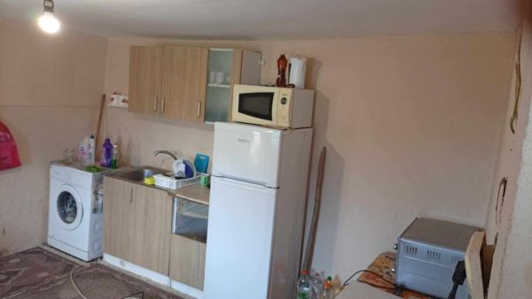 Solid House with Large Plot – Pchelarovo Village 