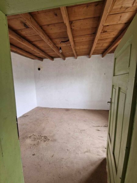 Country House for Sale in Strahilovo with Massive 3,850 sqm Plot 