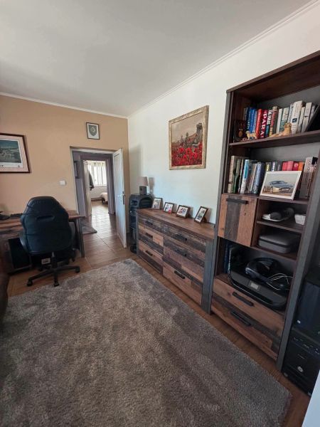 FOR SALE: STUNNING FULLY RENOVATED BUNGALOW IN STRAHILOVO