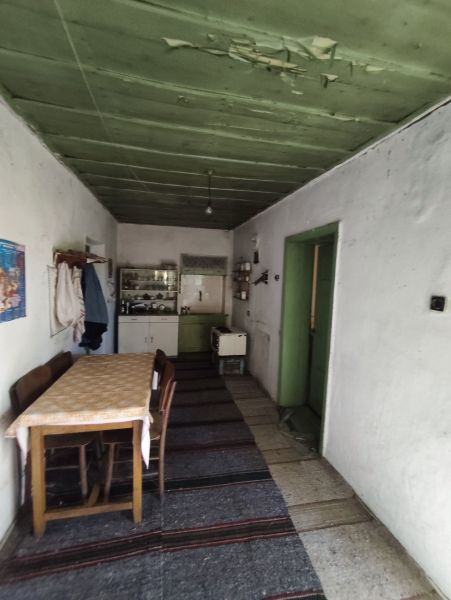 House for Sale in Pavel Village, Veliko Tarnovo Region (1,500 sq.m + 1,900 sq.m) – Needs Renovation