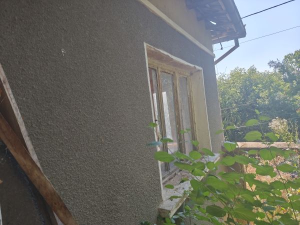 House for sale in village of Strahilovo 