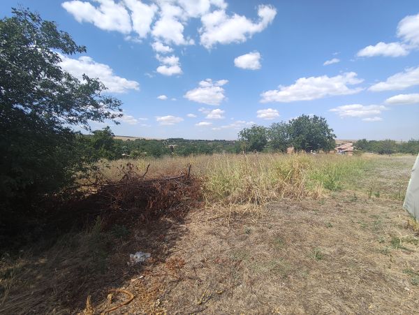House for sale in village of Strahilovo 2500 sqm