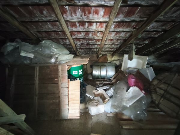 House in need of renovation in the village of Strahilovo – 1,110 sqm