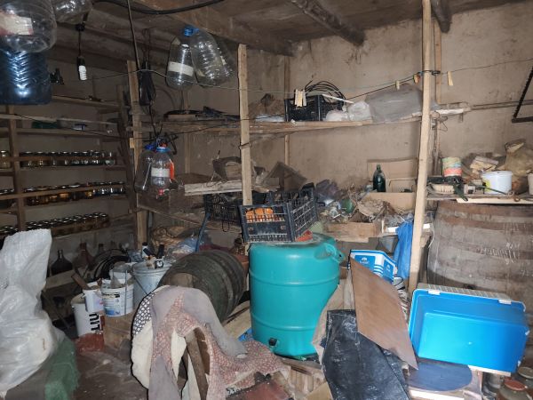 House in need of renovation in the village of Strahilovo – 1,110 sqm