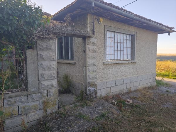Investment opportunity in Polsko Kosovo – High-potential renovation project