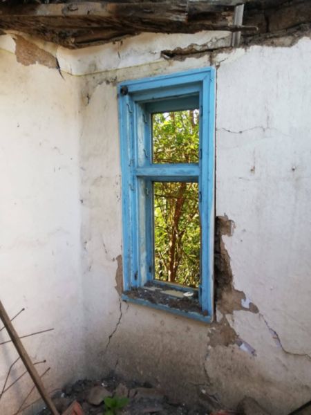 Large 2,500 sq.m Plot with House Footprint for Renovation or New Build | Septemvriytsi