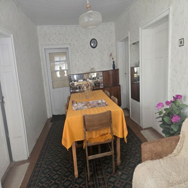 ONE-STOREY BRICK HOME IN VELINO – NEAR SHUMEN & VARNA