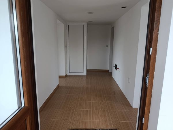 PANORAMIC VALLEY VIEWS IN ALEKOVO – Fully Renovated & Move-In