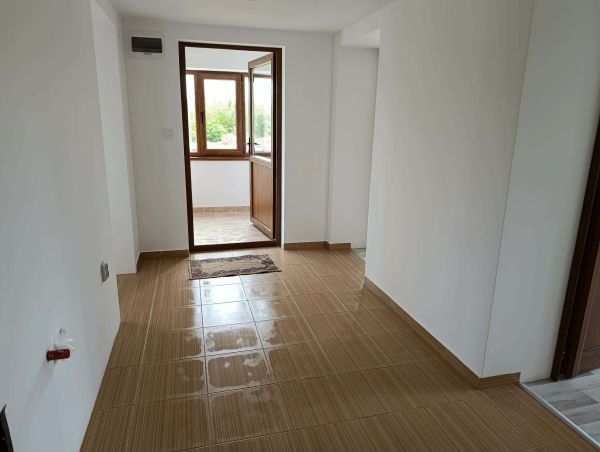 PANORAMIC VALLEY VIEWS IN ALEKOVO – Fully Renovated & Move-In